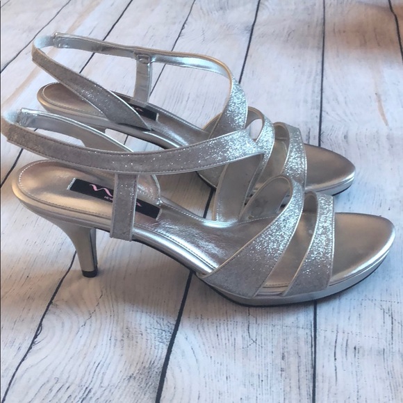 nina new york silver heels